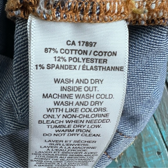 Gap Slim Cut offs Size 27 - Picture 10 of 10